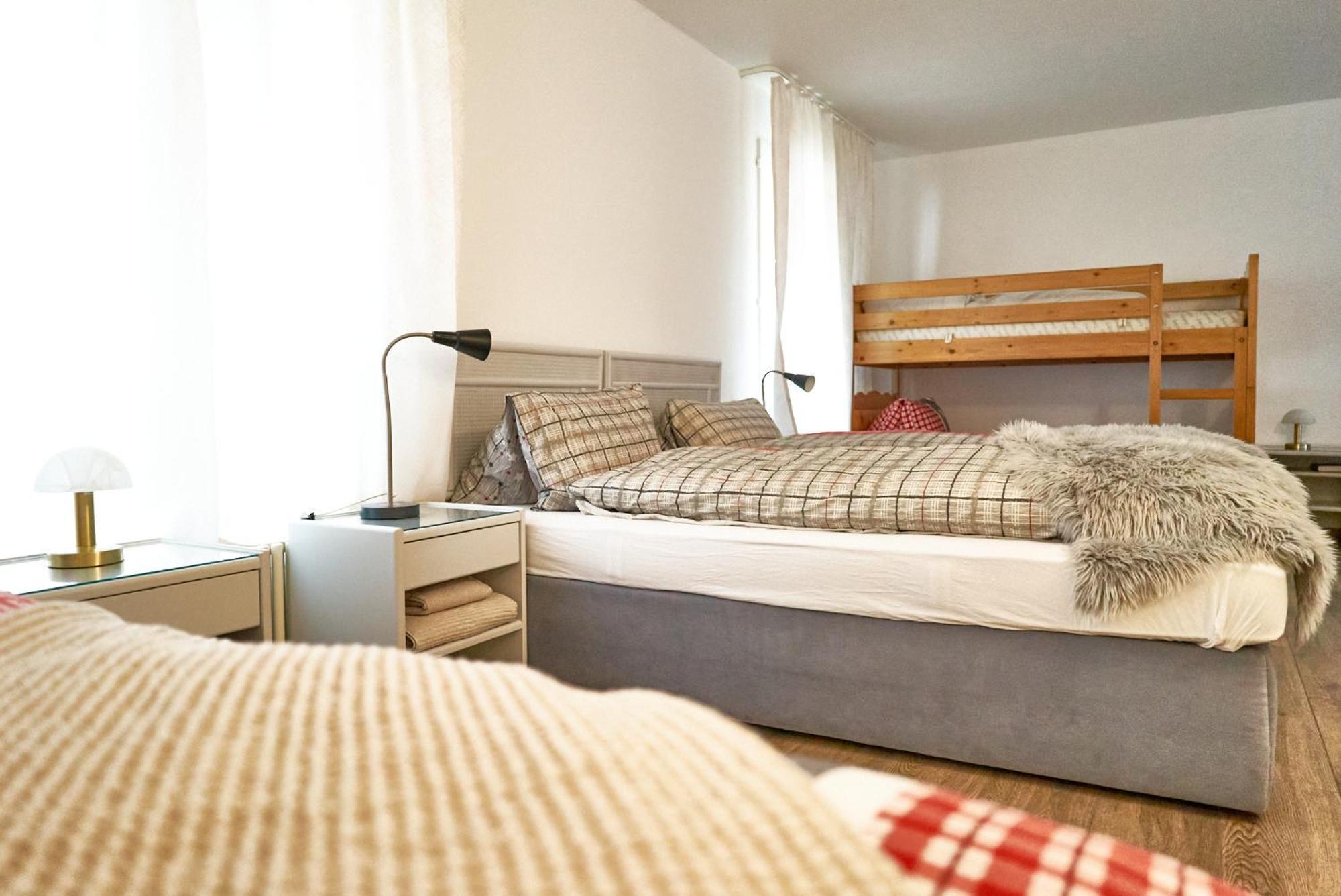 Family Room By Interlaken Parking Därligen Zewnętrze zdjęcie